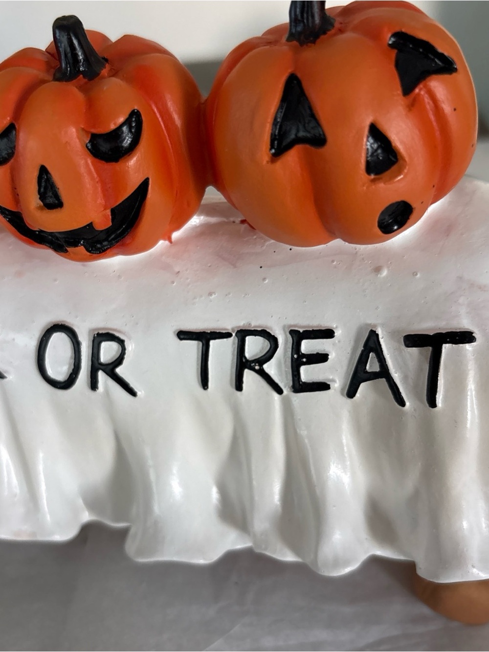 Ghost Dog Halloween Decor – Trick or Treat Dachshund with Jack-O’-Lanterns NEW - Picture 3 of 13